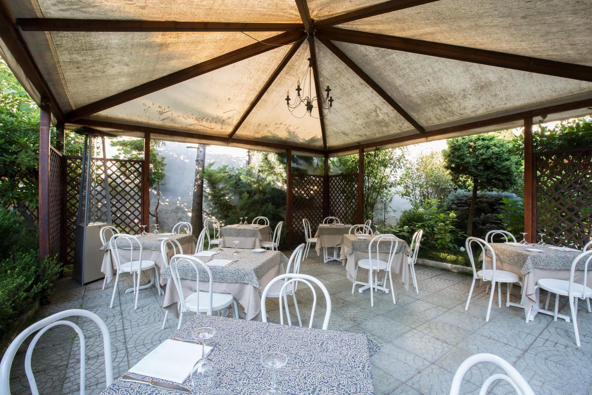 Albergo Giardino Cernobbio Exteriér fotografie